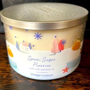 Brand new Spun Sugar Flurries from Yankee Candle